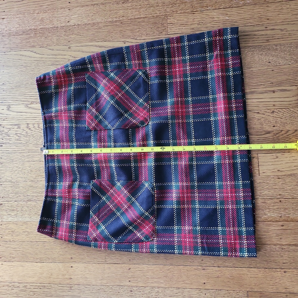 Cute Christian Berg Wool Skirt - Picture 8 of 14